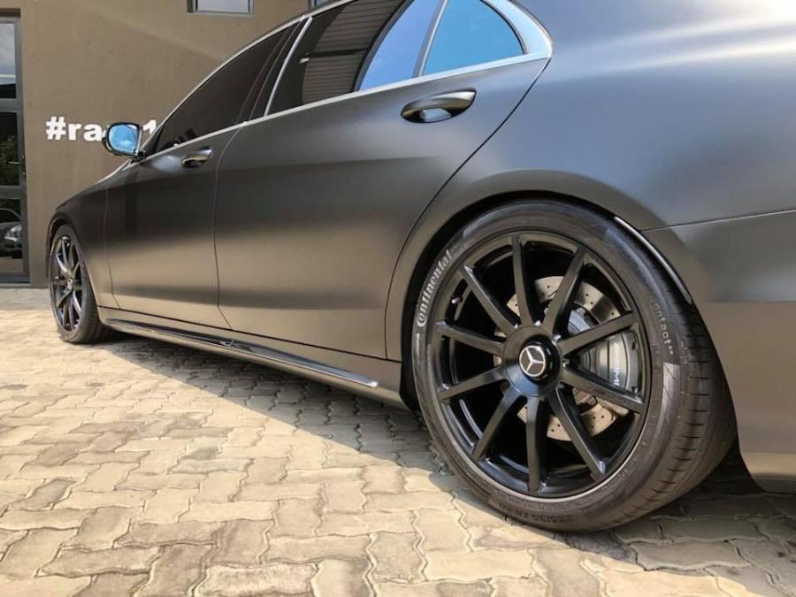 Детали экстерьера Mercedes-AMG S65 by RACE! 2018 года  (фото 4 из 4)